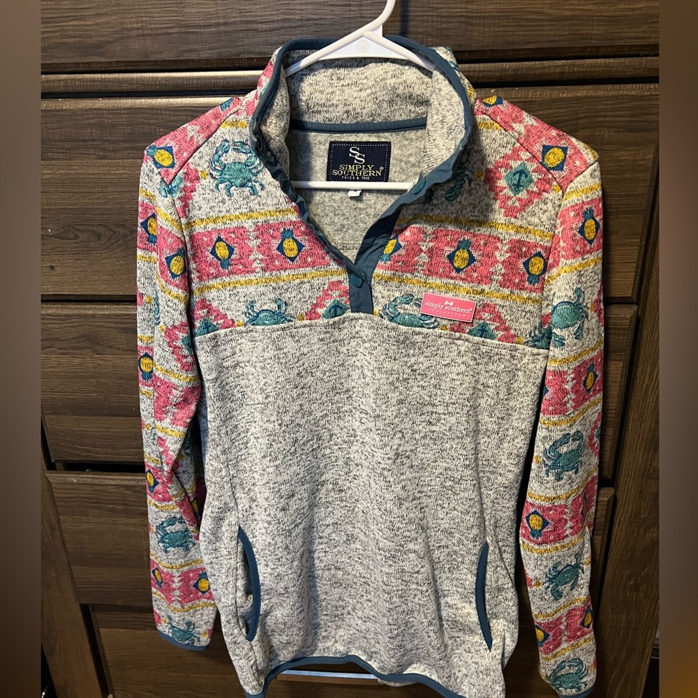 Simply Southern woman’s 1/2 button pullover sweatshirt size small